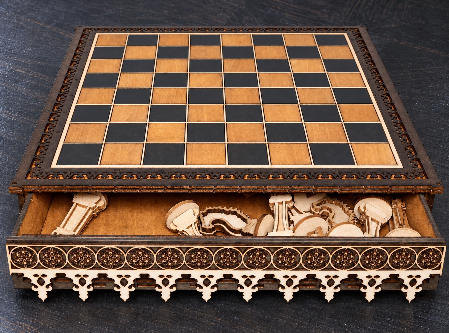 Reference JE 7a — traditional marquetry chessboard with drawers — 30 × 30 cm