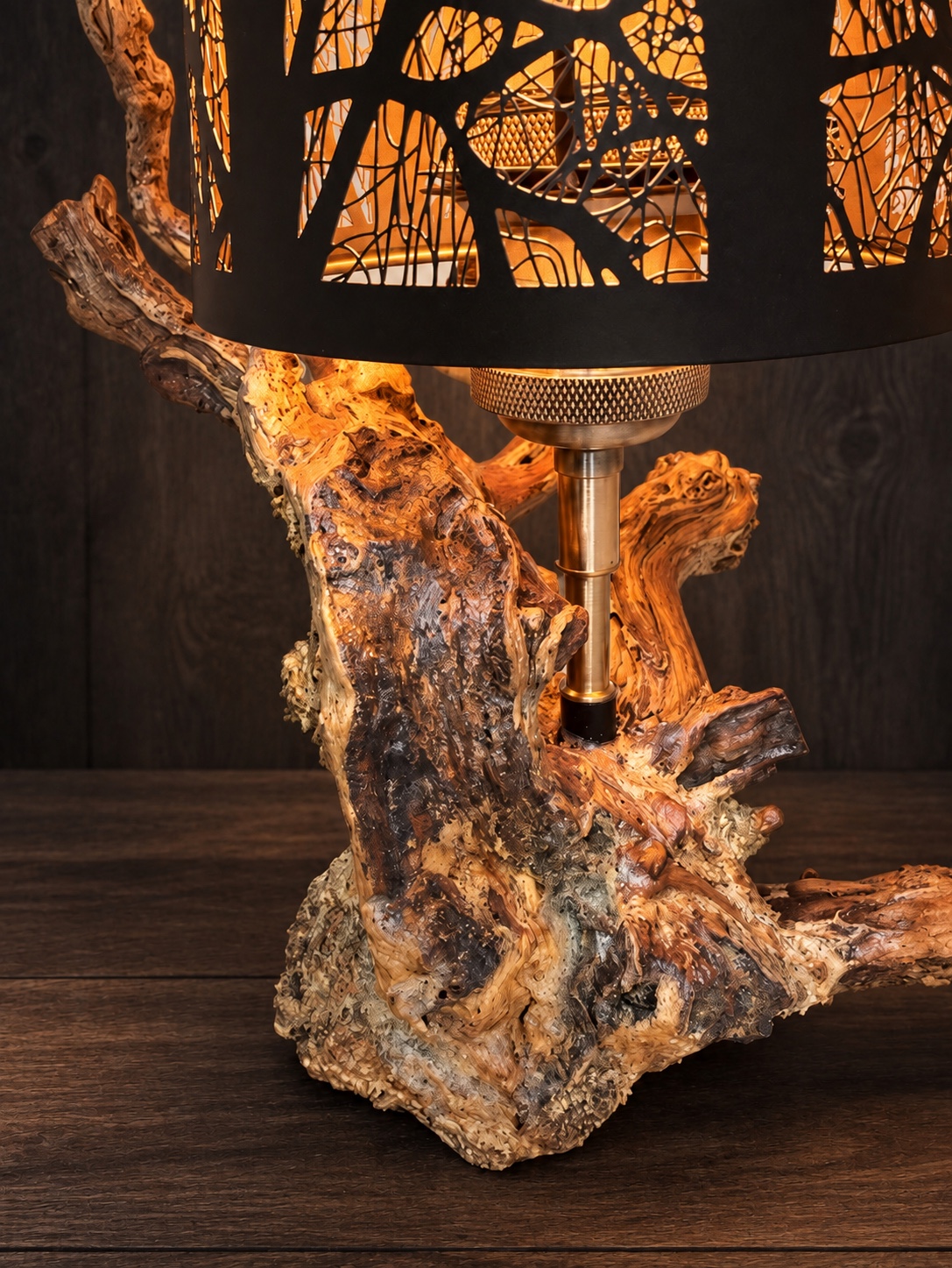 Recycled wood lamps — image 12